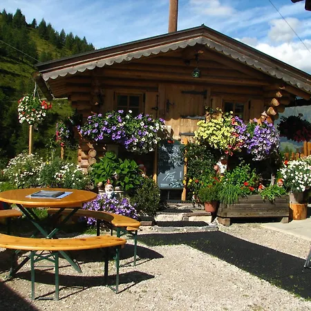 Huette Wilfried Casa vacanze Hainzenberg